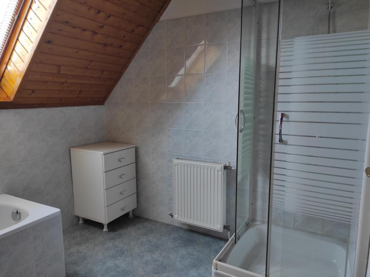 Badacsony Apartmanhaz Badacsonytomaj Bagian luar foto