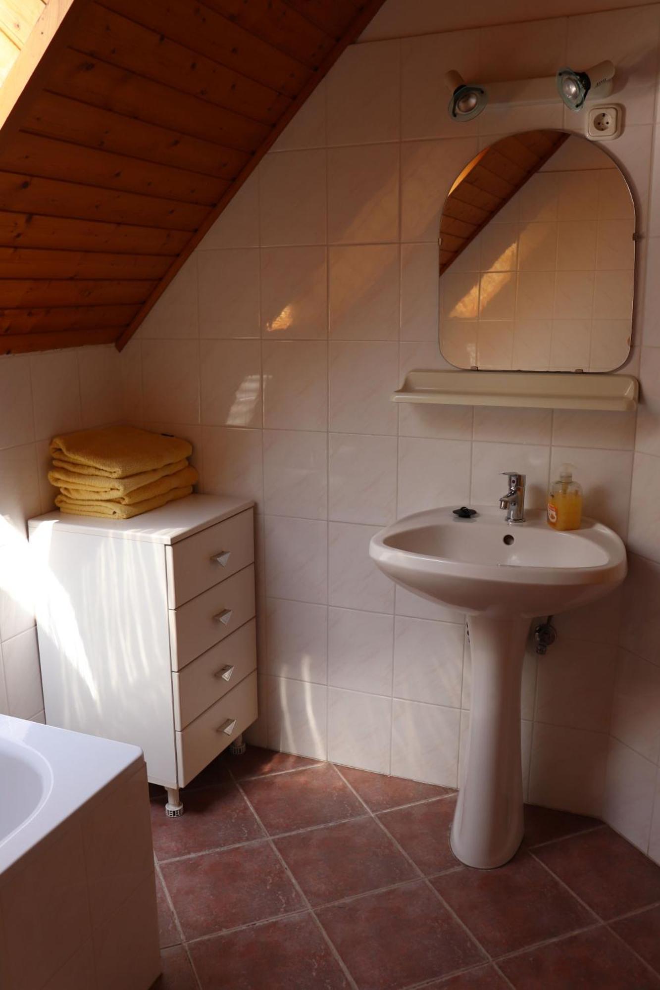 Badacsony Apartmanhaz Badacsonytomaj Bagian luar foto