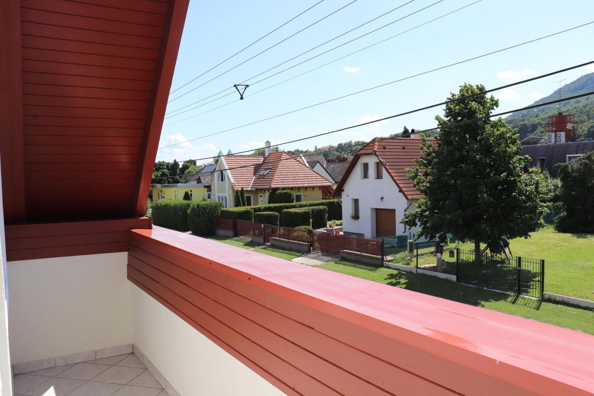 Badacsony Apartmanhaz Badacsonytomaj Bagian luar foto