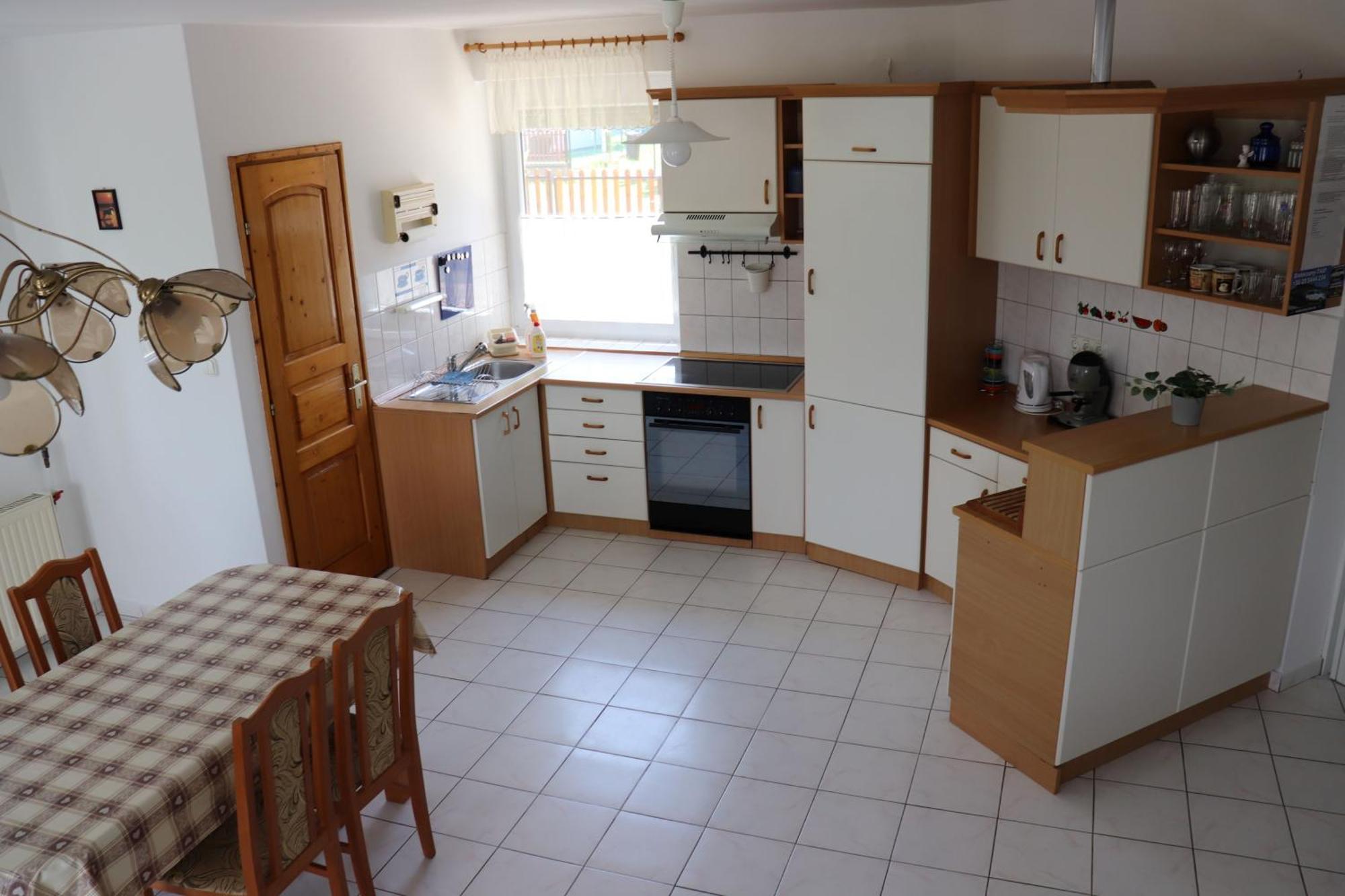 Badacsony Apartmanhaz Badacsonytomaj Bagian luar foto