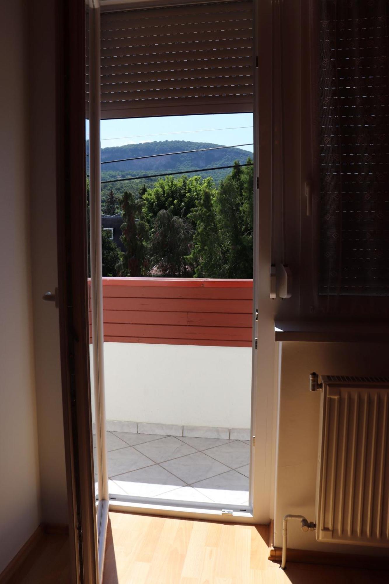 Badacsony Apartmanhaz Badacsonytomaj Bagian luar foto