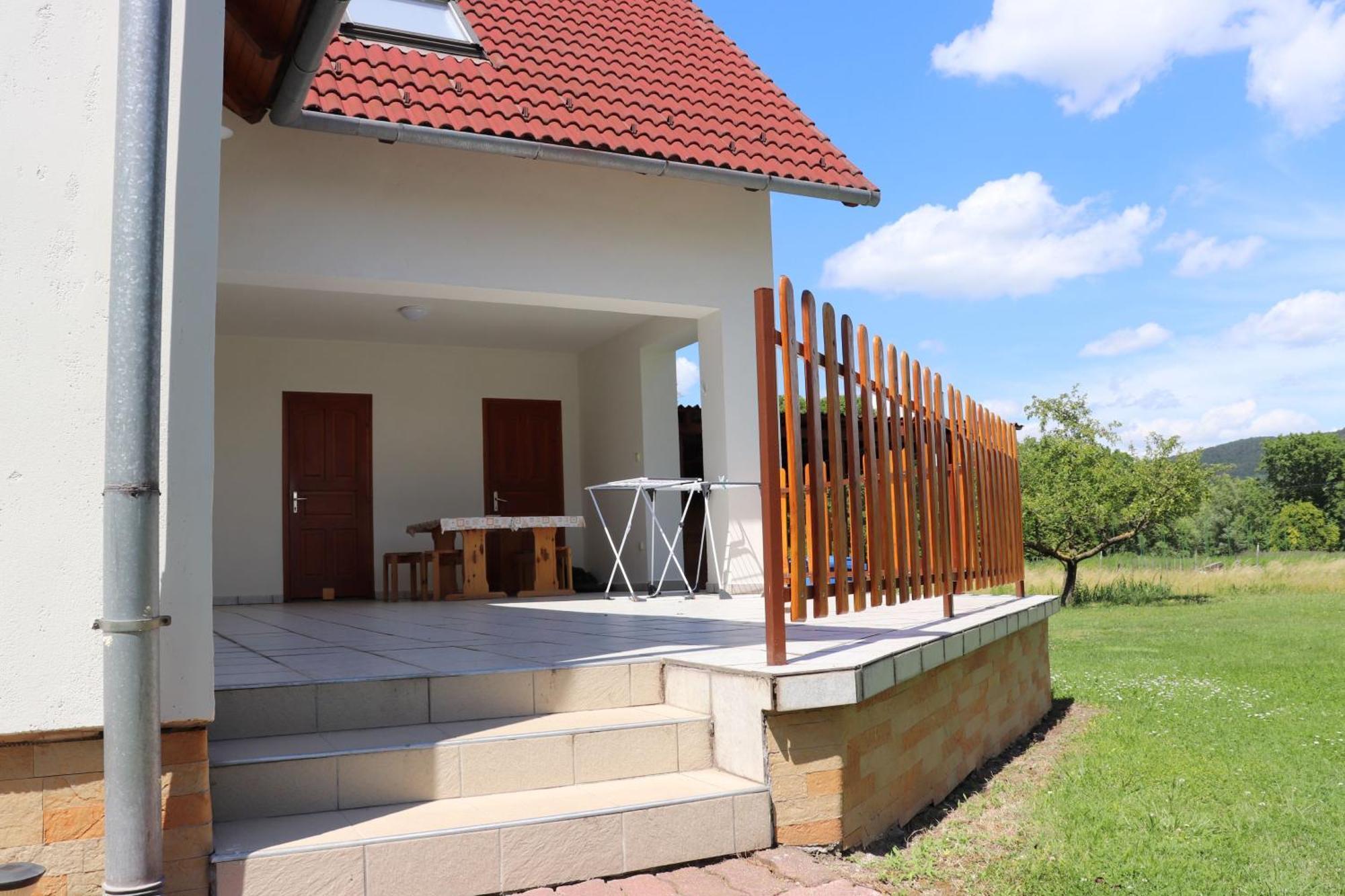 Badacsony Apartmanhaz Badacsonytomaj Bagian luar foto
