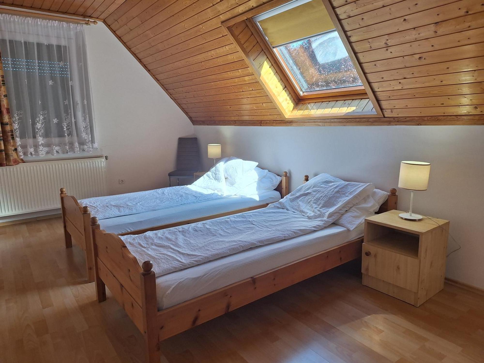 Badacsony Apartmanhaz Badacsonytomaj Bagian luar foto